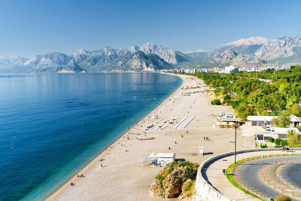 Konyaalti-Beach-and-Park-in-Antalya-Turkey